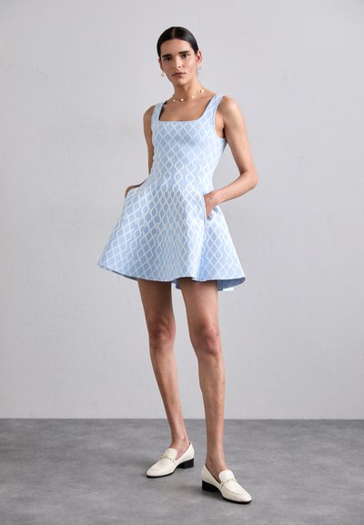 Maje RUSSEL - Rochie cocktail/Rochie petrecere - blue/white