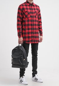 Urban Classics Camicia - red
