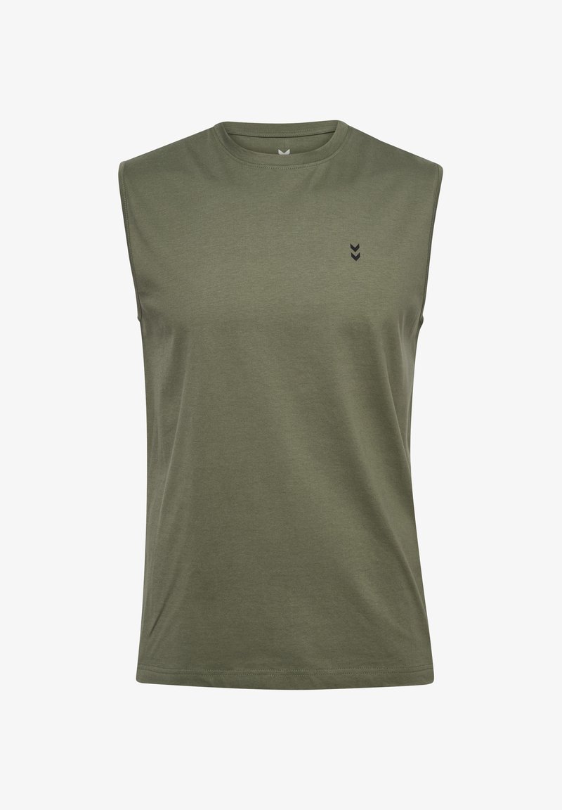 Olivgrön ärmlös t-shirt, mjukt material, rundad halsdesign, platta sömmar, diskret svart logotyp på bröstet, rak nederkant.