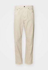 Pantalons en coton beige avec une coupe droite, cinq poches et des accents en métal. Texture lisse avec des détails de couture minimaux.