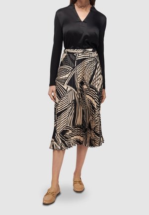 Falda acampanada - black