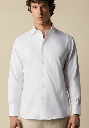 THOMAS MASON REGULAR FIT WITH ENGLISH SPREAD COLLAR - Formální košile - white