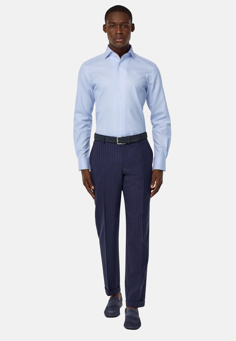 Boggi Milano REGULAR FIT STRIPED Camisa light blue/azul claro