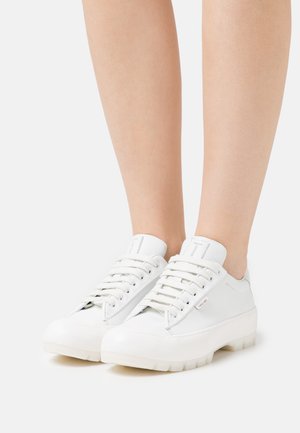 Sneakersy niskie - white