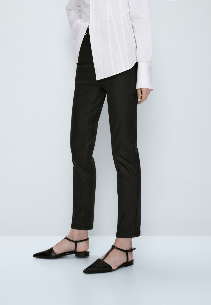 Massimo Dutti Chino - black