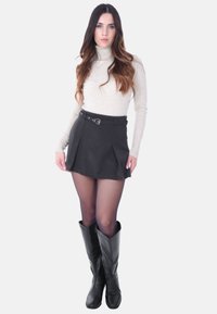 Ciabalù Shorts - nero