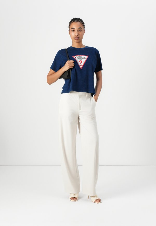 BOXY ICONIC - Print T-shirt4