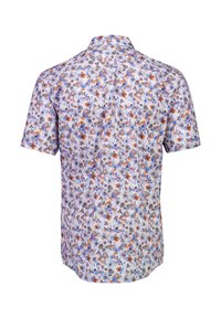 Korte mouw shirt in het wit met een bloemenprint in blauw en oranje. Heeft een knoopsluiting aan de achterkant en een klassiek kraagontwerp.