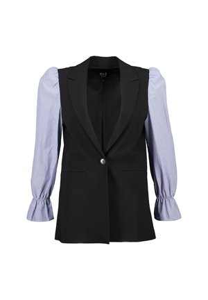 Zwarte blazer met een enkele knoop aan de voorkant; heeft lichtblauwe gestreepte pofmouwen en opgerolde manchetten; slank, op maat gemaakt ontwerp.