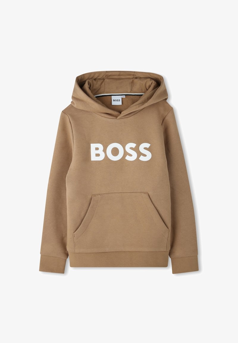 Bruine hoodie met een voorzak, voorzien van een grote witte "BOSS" print op de borst. Gemaakt van zacht, textuurrijk materiaal.