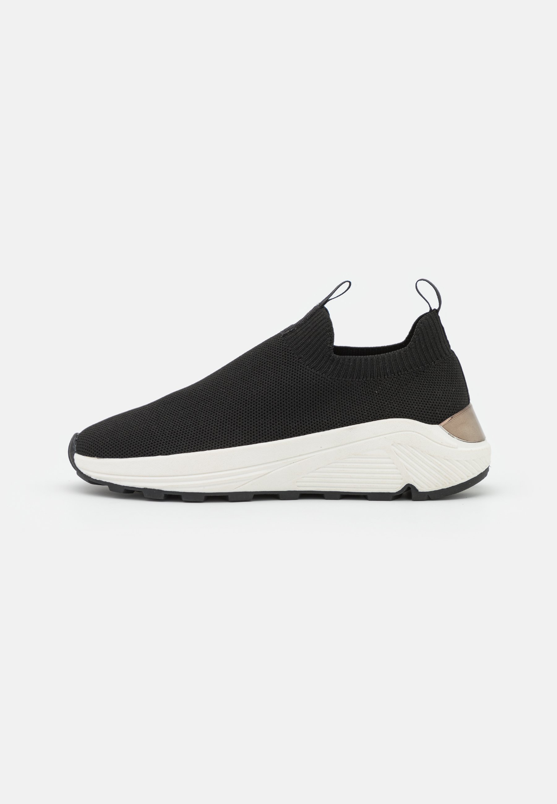 Nike Air Max 270 \