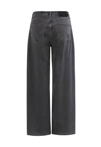 Dżinsy o szerokich nogawkach z czarnego, wypranego denimu, z wysokim stanem, dwoma tylnymi kieszeniami oraz przeszytym obrzeżem. Tkanina ma lekko fakturowany wygląd.