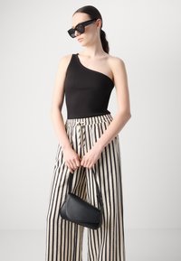 Lollys Laundry PANTS - Kelnės - white/black