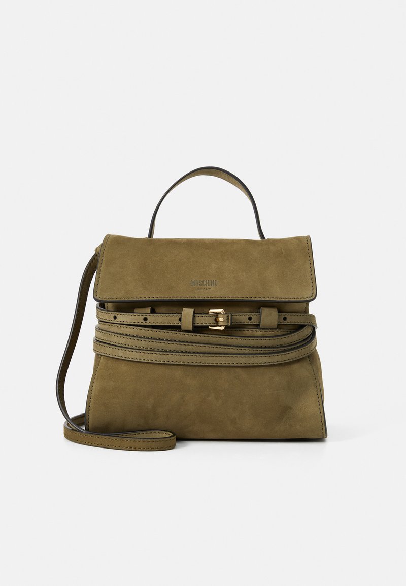 Ελιά πράσινη σουέτ τσάντα χειρός με δομημένο σχέδιο, επάνω χερούλι, αποσπώμενος ιμάντας, και μπροστινή λεπτομέρεια φερμουάρ με χρυσές λεπτομέρειες.