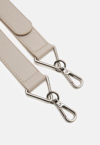 Desigual ALL MICKEY DORDMUNT FLAP - Håndveske - crudo