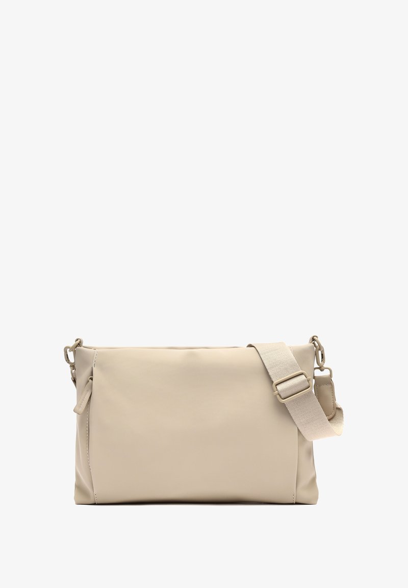Borsa a tracolla beige realizzata in materiale sintetico liscio. Presenta una tracolla regolabile e un design minimalista senza loghi o decorazioni visibili.