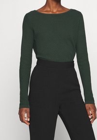 Esprit Maglione - green