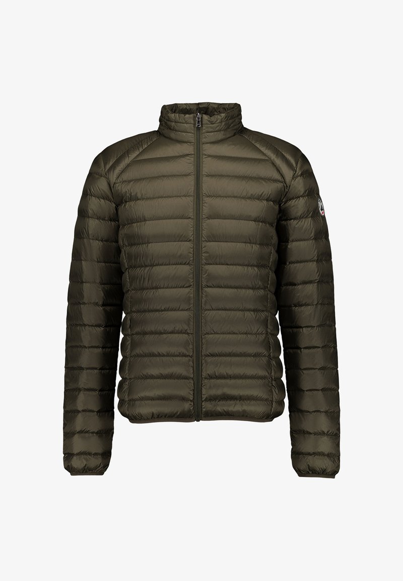 Veste matelassée légère couleur vert olive avec fermeture éclair complète à l'avant, col montant, manches longues et écusson logo sur le bras gauche.