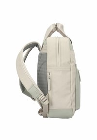 Borsa a spalla in tela beige con accenti in rete grigia, forma snella, cuciture decorative e numerosi zip per i compartimenti.