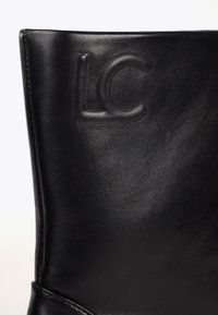 LOLA CASADEMUNT Botines - black