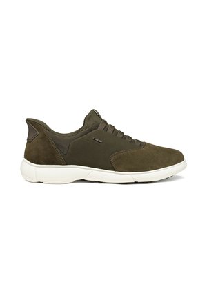 Geox, Zapatos sin cordones - military