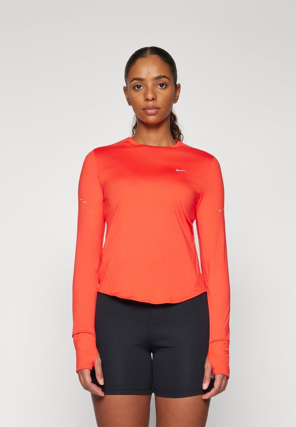 SWIFT - Long sleeved top4