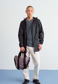 Rains TOTE BAG MICRO UNISEX - Torba preko tijela - muse