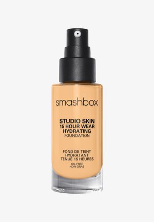 STUDIO SKIN 15 HOUR WEARHYDRATING FOUNDATION - Foundation - 2.22