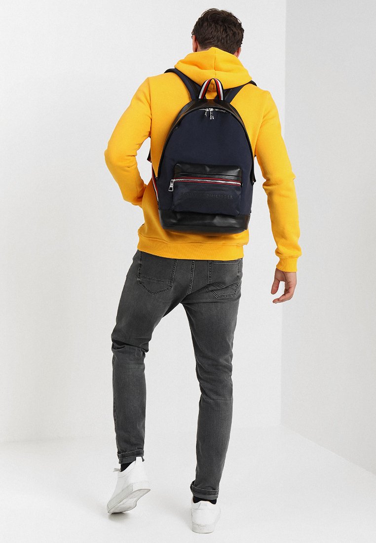 tommy hilfiger urban novelty backpack