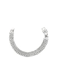 Strieborný náramok s prepojenými čl�ánkami, ktorý má textúrovaný povrch a bezpečné zapínanie. Ozdobený prvkami, ktoré pripomínajú diamanty.