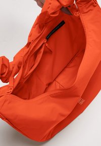 GOT BAG MOON RUFFLE - Käsilaukku - hot coral