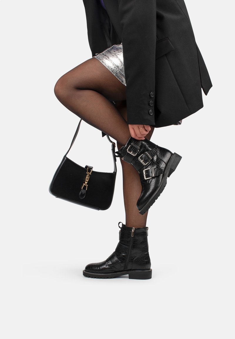 Posh by Poelman - JANET - Cowboy-/Bikerlaarsjes - black with animalprint, Vergroten