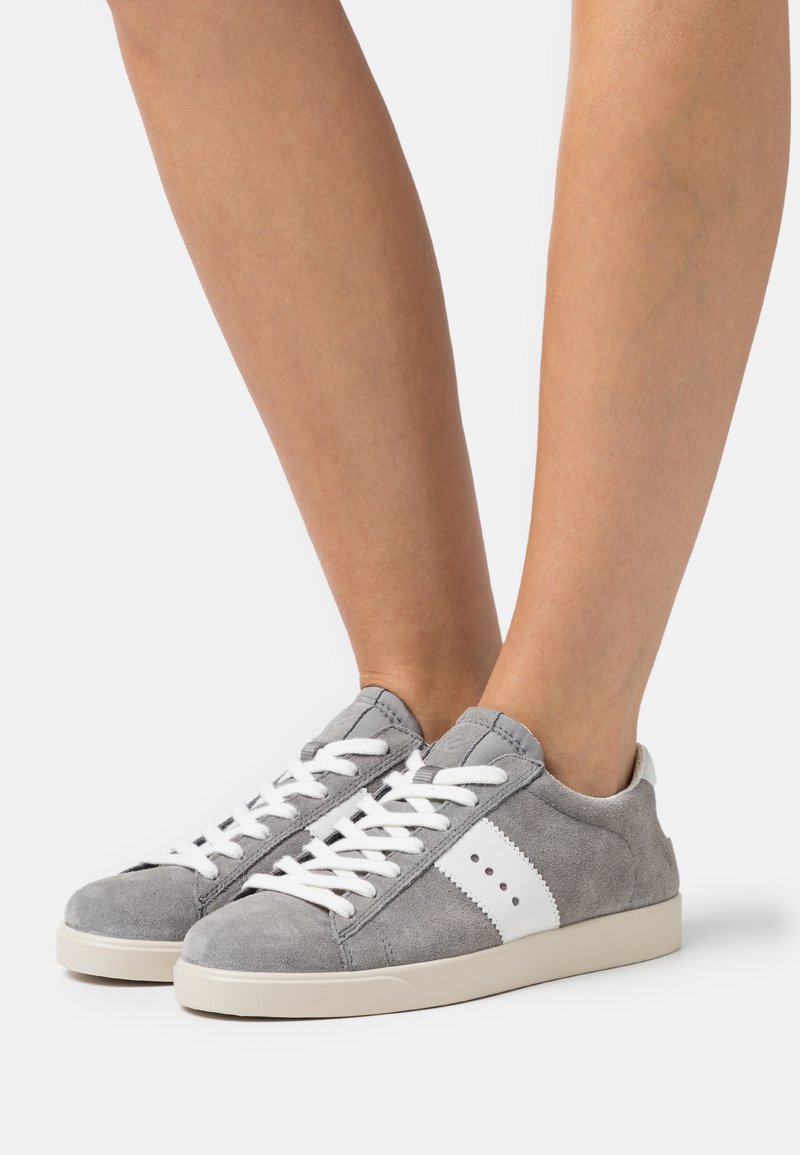 asics in tanger outlet