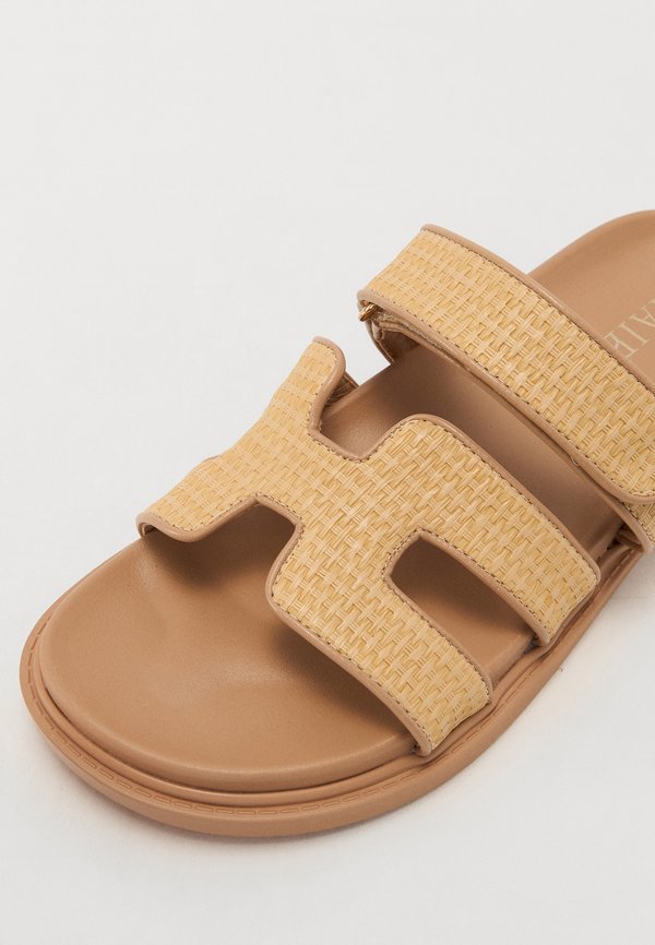 LOLA - Slippers - nude3