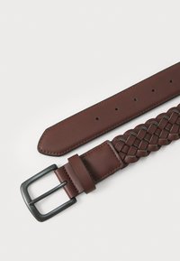 Brown leather belt with a smooth and braided design, featuring a black metal buckle. Designed with multiple holes for size adjustment.