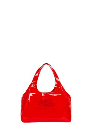 Borsa rossa lucida con due manici e un sottile logo floreale al centro davanti.