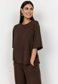 Soyaconcept SC-BANU 231 - Camiseta básica - hot fudge