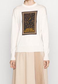 Marella Stickad tröja - white