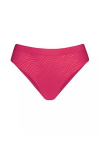 Różowe bikini dolne ma teksturowany wzór fal, bezszwowe krawędzie i szeroki pas dla wygody i dopasowania. Wykonane z rozciągliwego materiału.