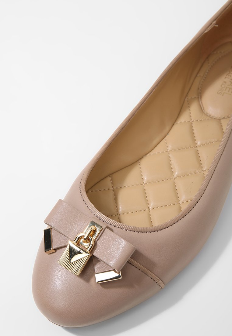 michael michael kors alice ballet