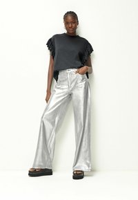 Next SPARKLE STUD RUFFLE SLEEVE- REGULAR FIT - T-shirt med print - charcoal grey