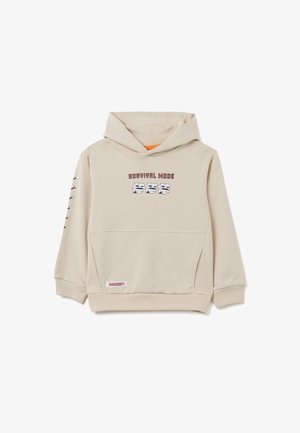 Beige sweatshirt met capuchon, voorzien van een oranje voering en een voorzak. Heeft de tekst "SURVIVAL MODE" en graphics op de borst en mouw.