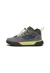 Scarponi da trekking grigi e verdi in suede e mesh, con colletto imbottito, suola in gomma e accenti verde lime a contrasto.