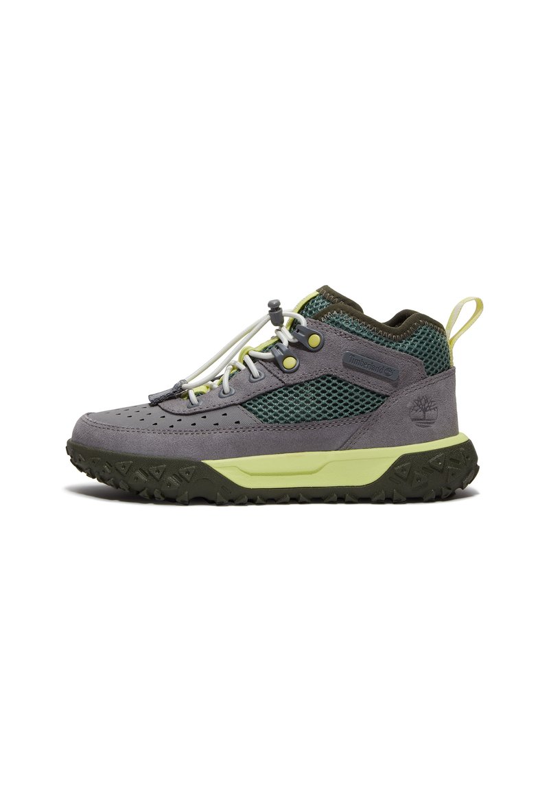 Scarponi da trekking grigi e verdi in suede e mesh, con colletto imbottito, suola in gomma e accenti verde lime a contrasto.