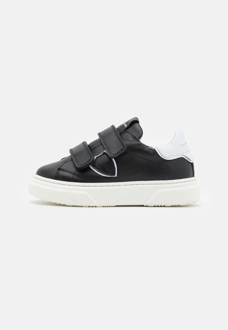 Sneakers low