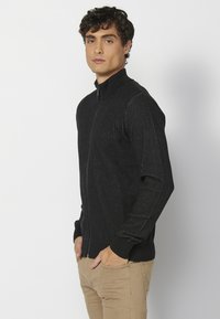 Koroshi Kardigán - black