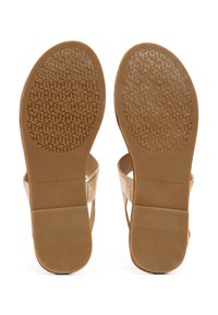 Thumbnail Image 7
