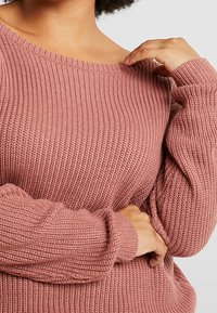 Missguided Plus Strickpullover - light pink