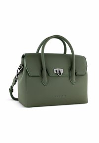 Borsa a mano verde in pelle con doppi manici superiori, una tracolla rimovibile e un gancio metallico. Presenta una forma strutturata e un dettaglio con logo impresso.