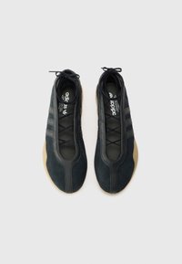 adidas Originals TAEKWONDO MEI BALLET - Bailarinas con hebilla - core black/ftwr white/gum 3